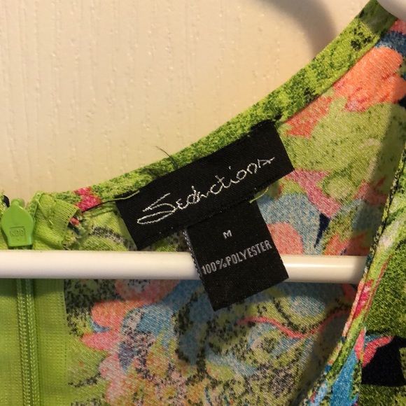 short lime green floral romper with zipper on back - Picture 2 of 6